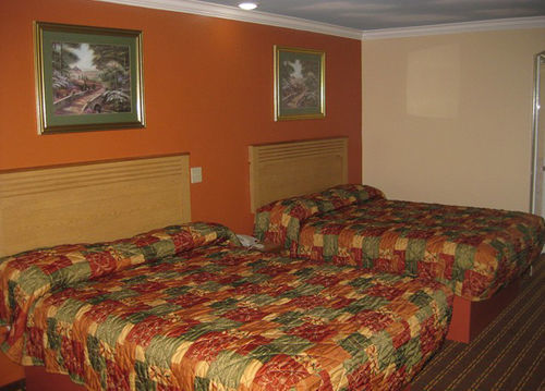Luxury Inn Liberty Exterior photo